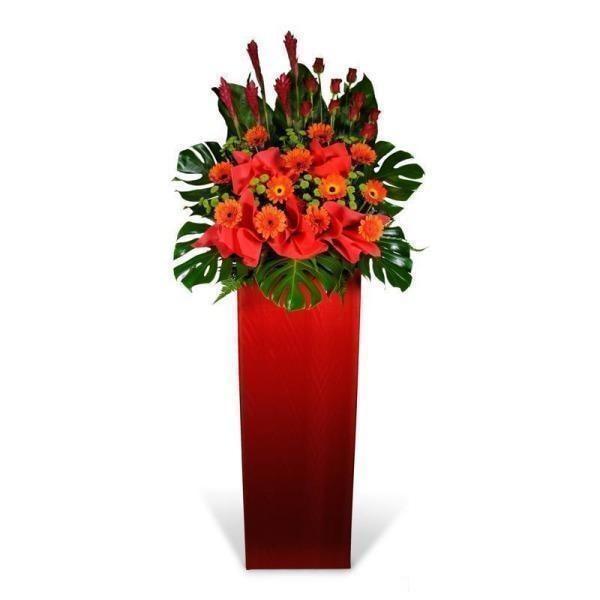 The Pinnacle Of Success Flowers_Stand_Opening